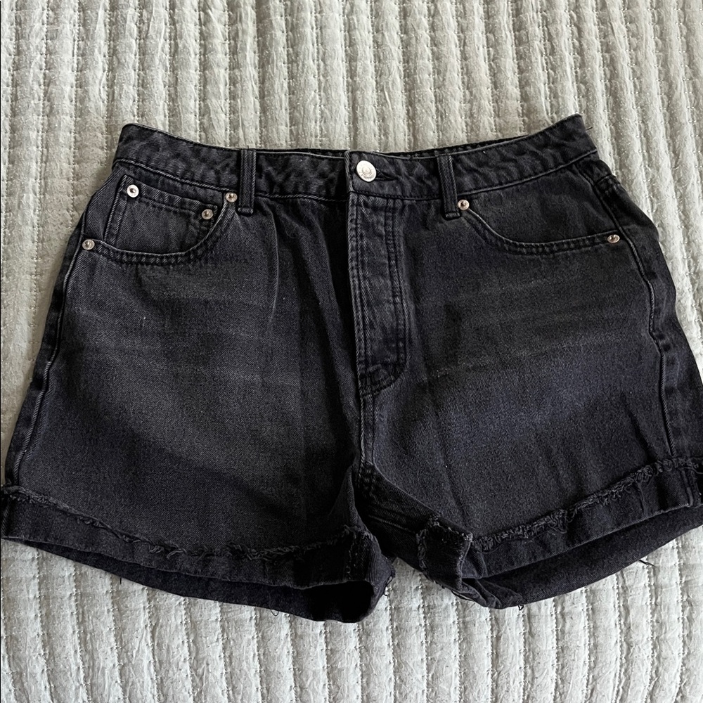 Forever 21 Black Jean Shorts